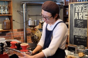 Making Coffee at Woodberry Coffee Roasters in Yoga Tokyo Japan