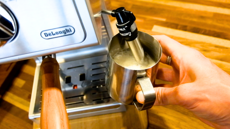 Steaming on the Delonghi ECP